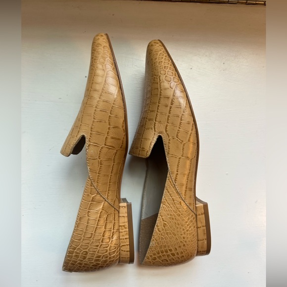 Able Local + Global Lizbeth Crocodile Print Leather Loafers 6.5 - worn once! - Picture 2 of 10